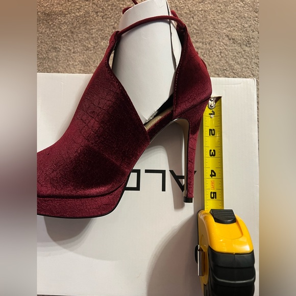 NIB Aldo Tilley Pee-Toe Cut-Out Heels - Picture 12 of 15